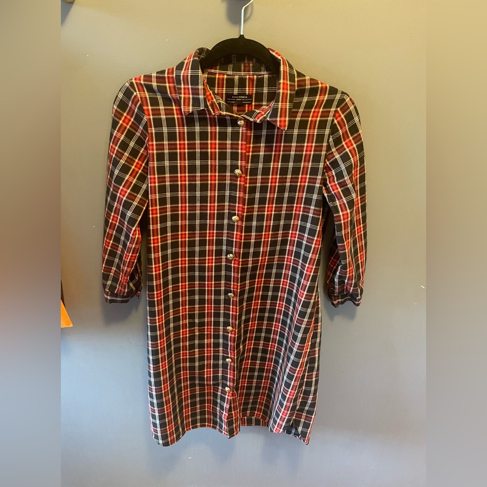 Zara women’s shirt dress - size XS - red and black with gold buttons -